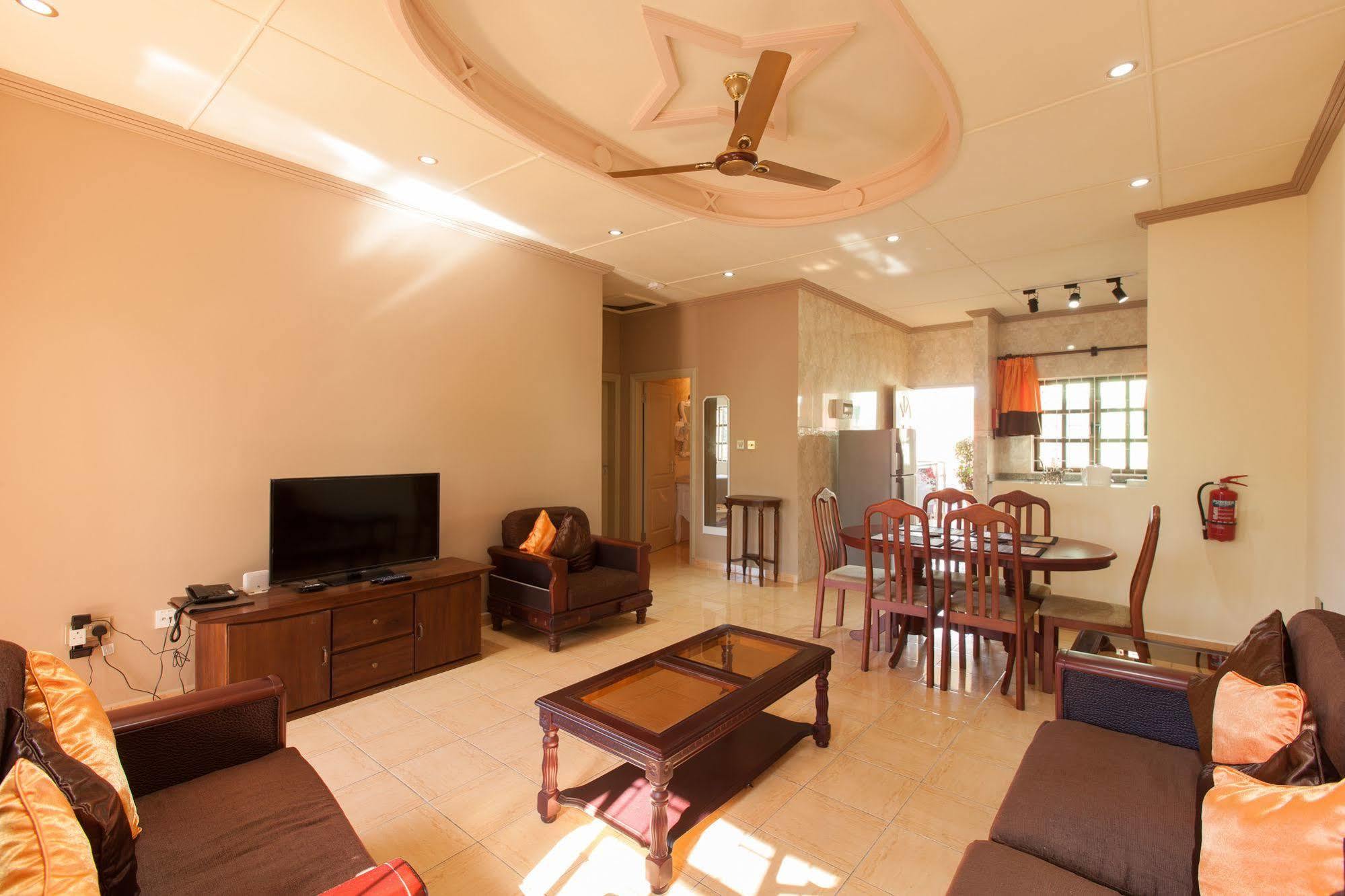 เช เบีย ลักซูรี วิลลา Apartment เบเซนต์แอนน์ ภายนอก รูปภาพ