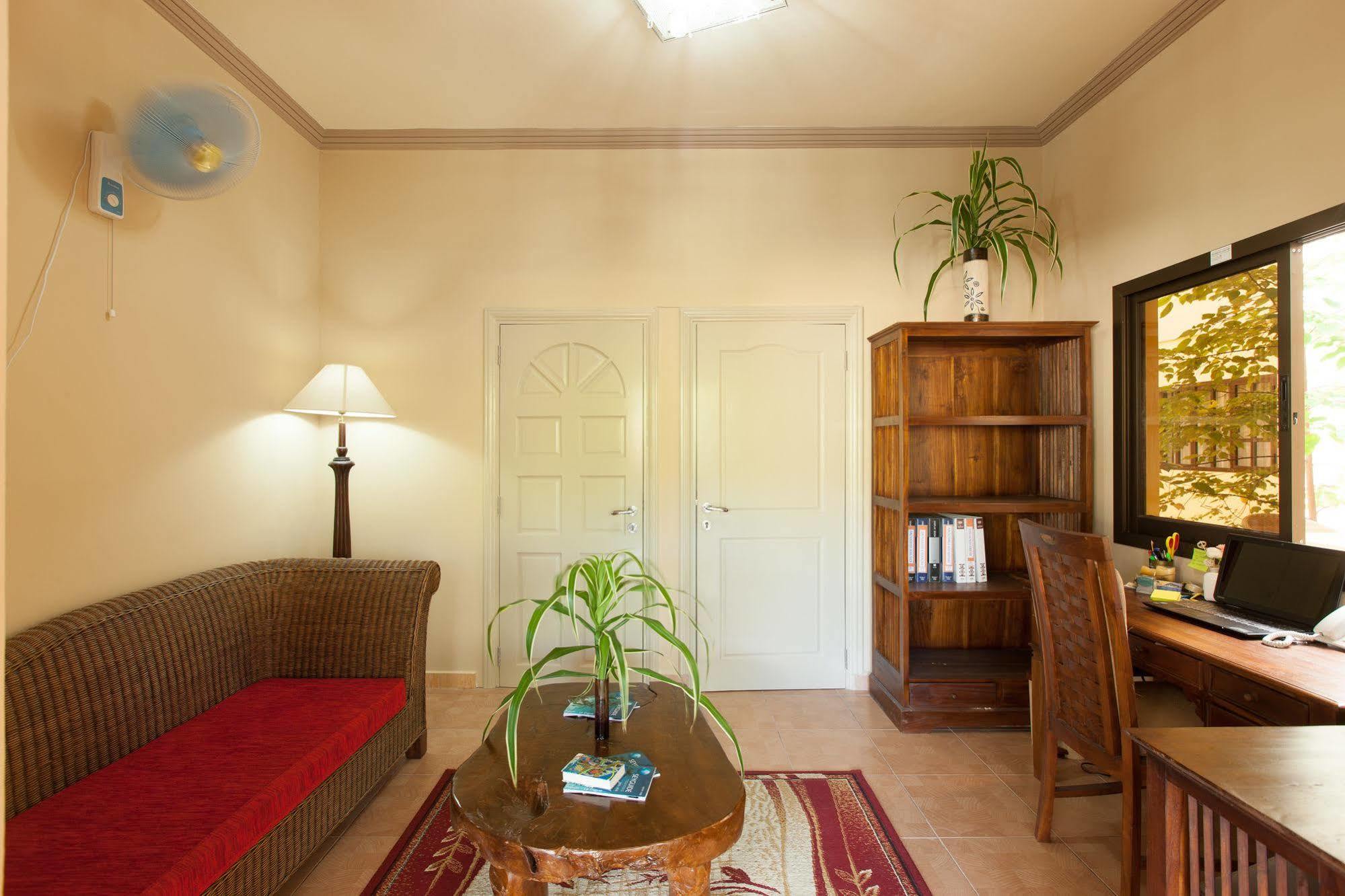 เช เบีย ลักซูรี วิลลา Apartment เบเซนต์แอนน์ ภายนอก รูปภาพ